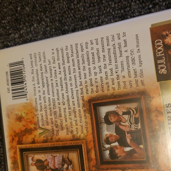 Multiple DVD's - Picture 7 of 12